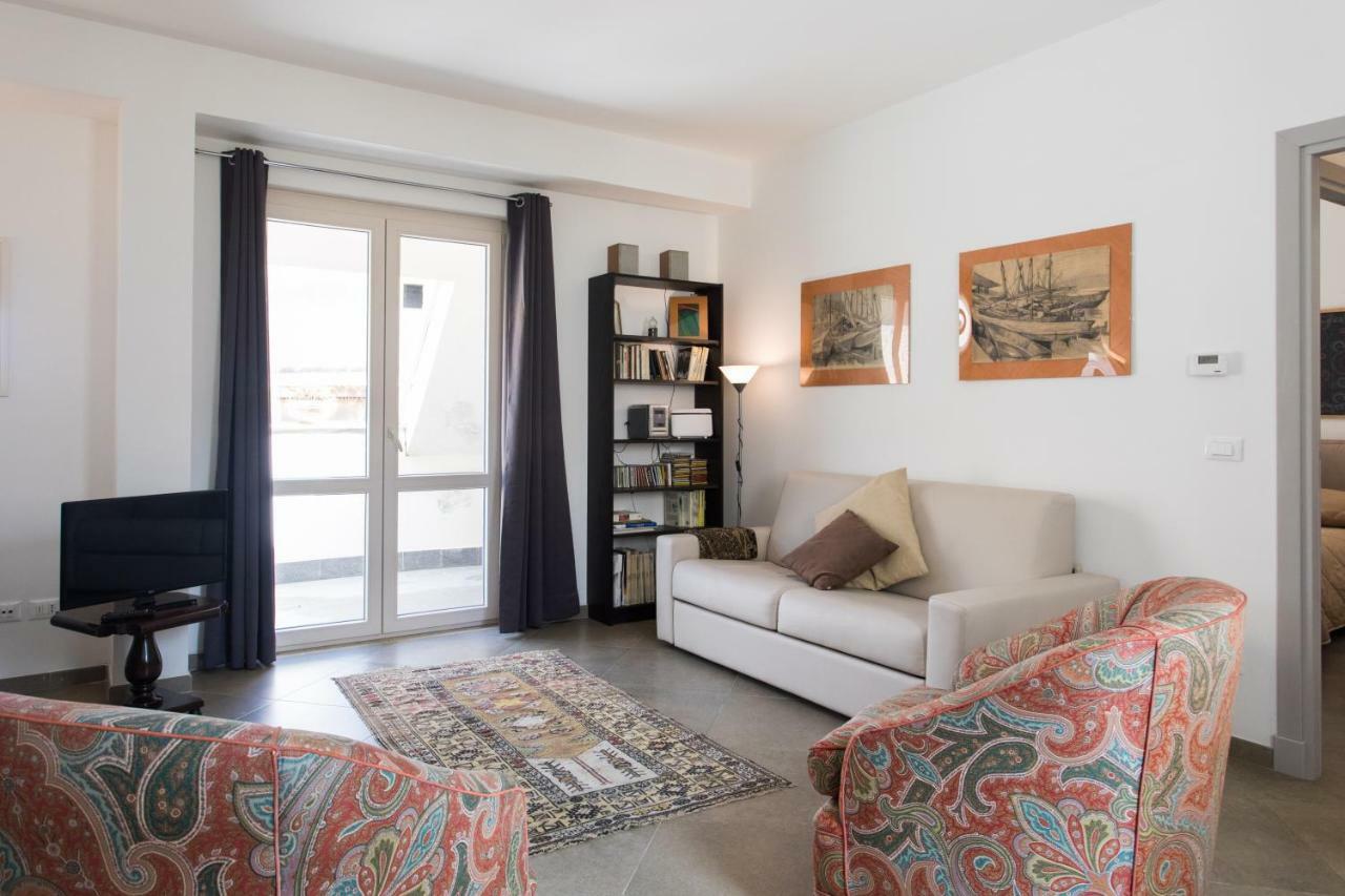 Overseas - Penthouse - Appartamento Attico - Palazzo San Matteo - Palermo Luaran gambar